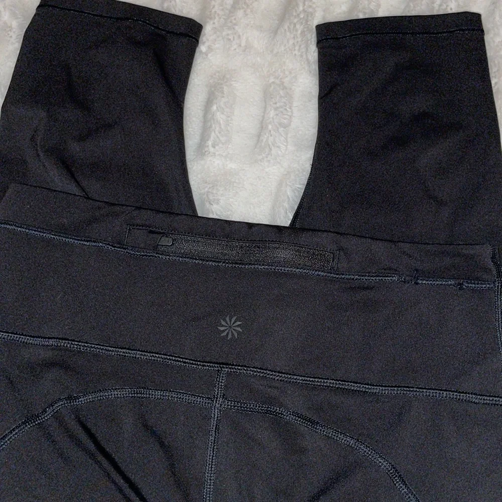 Athleta Accelerated Crop leggings - Picture 5 of 7
